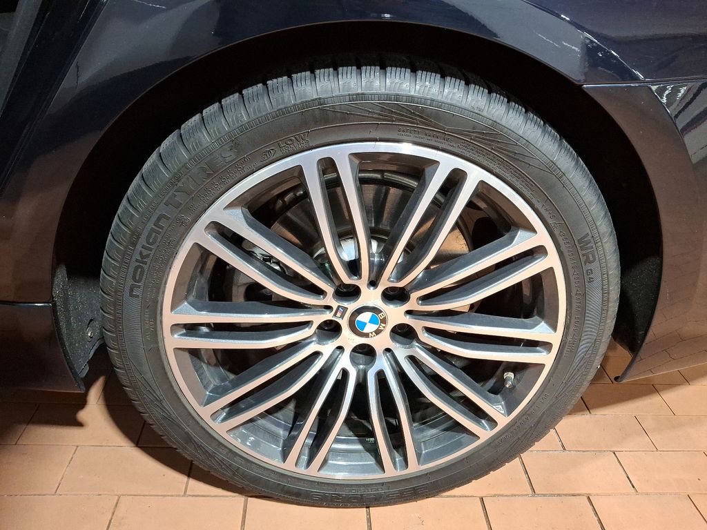 2020 BMW 5 Series 540i 5
