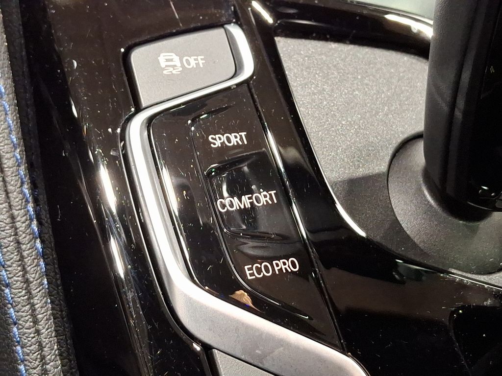 2020 BMW 5 Series 540i 22