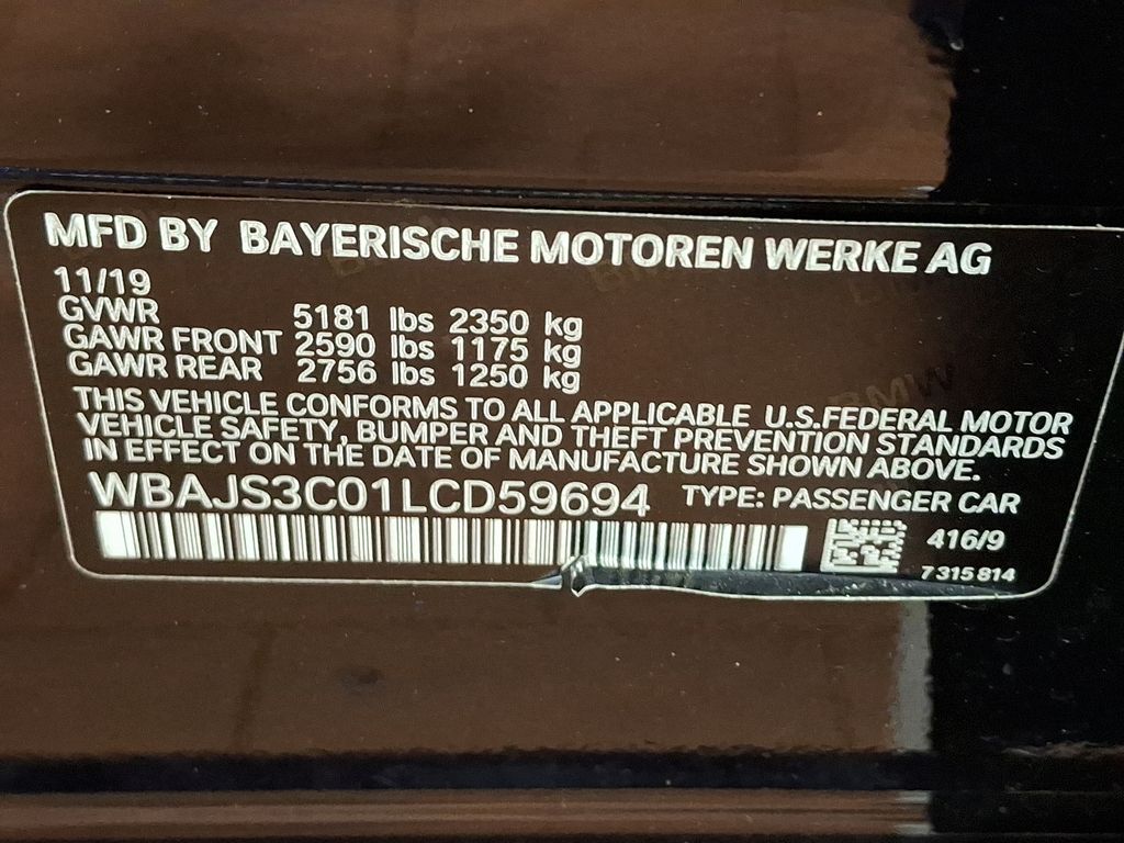 2020 BMW 5 Series 540i 25