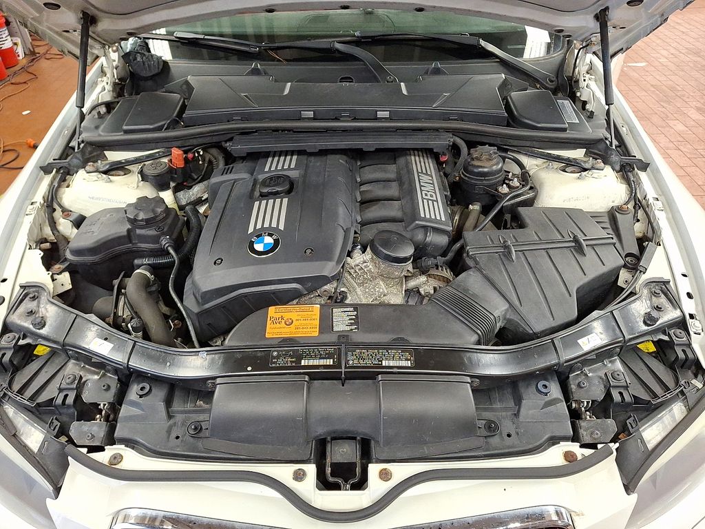 Thumbnail: 2011 BMW 3 Series - 7