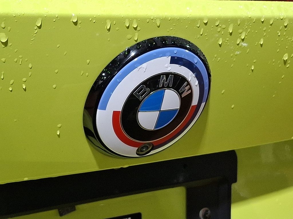 Thumbnail: 2023 BMW M4 - 5