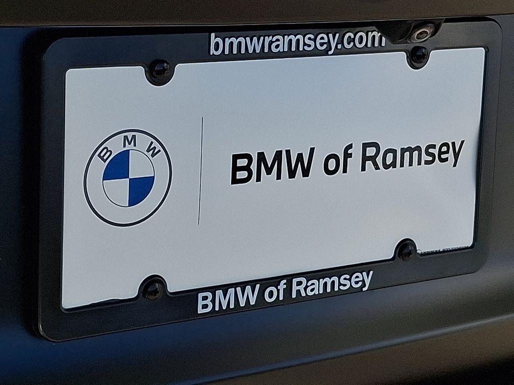 Thumbnail: 2022 BMW M3 - 30