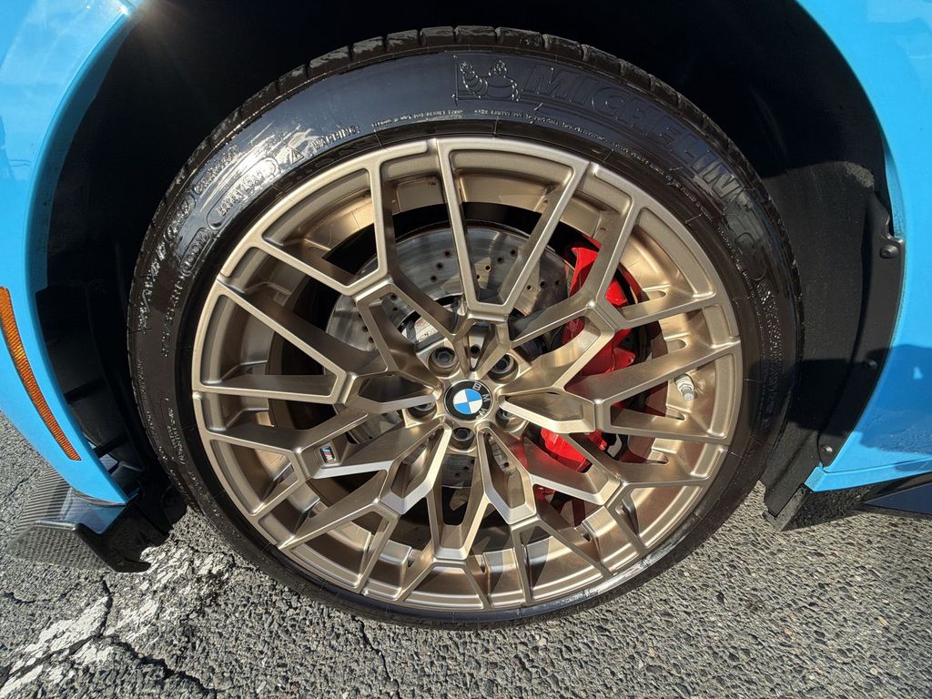 Thumbnail: 2025 BMW M4 - 8
