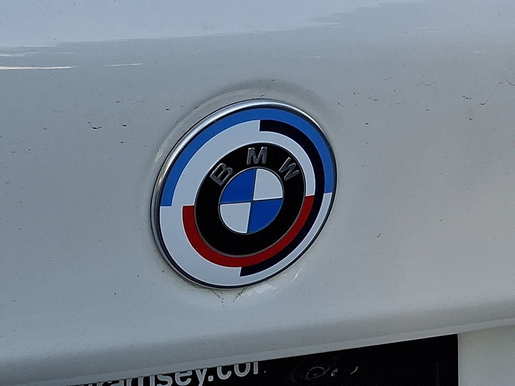 Thumbnail: 2023 BMW M5 - 33