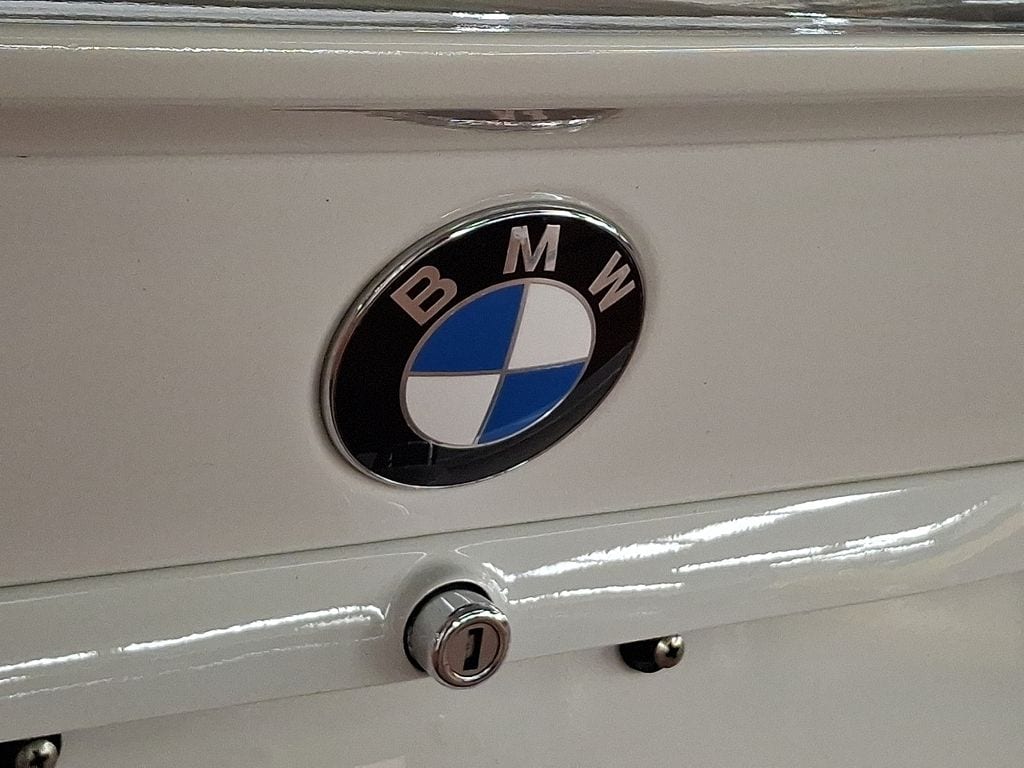 Thumbnail: 1995 BMW M3 - 29