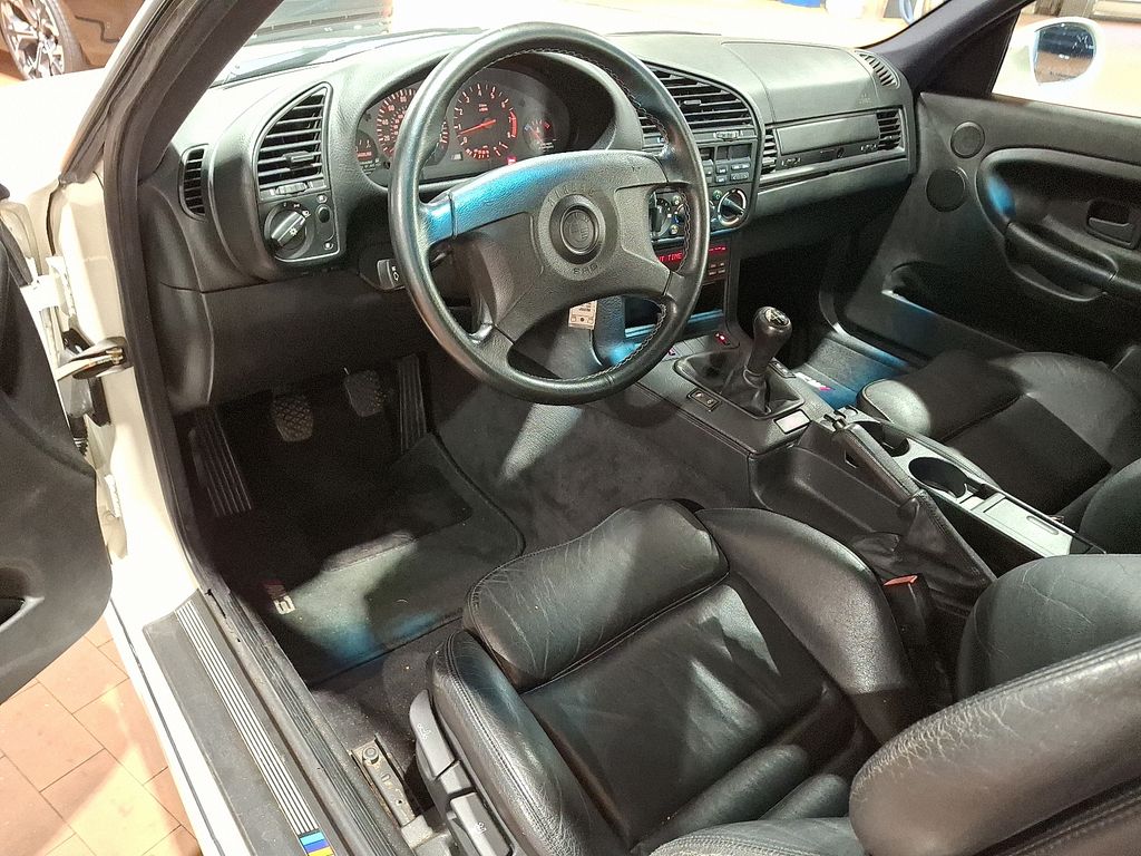 Thumbnail: 1995 BMW M3 - 2