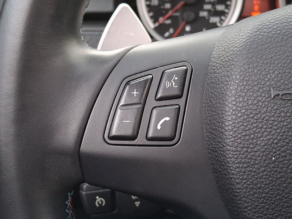 Thumbnail: 2012 BMW M3 - 20