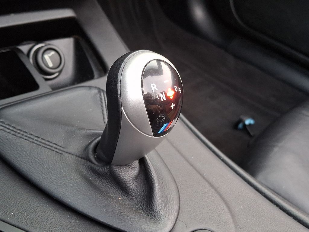 Thumbnail: 2012 BMW M3 - 10