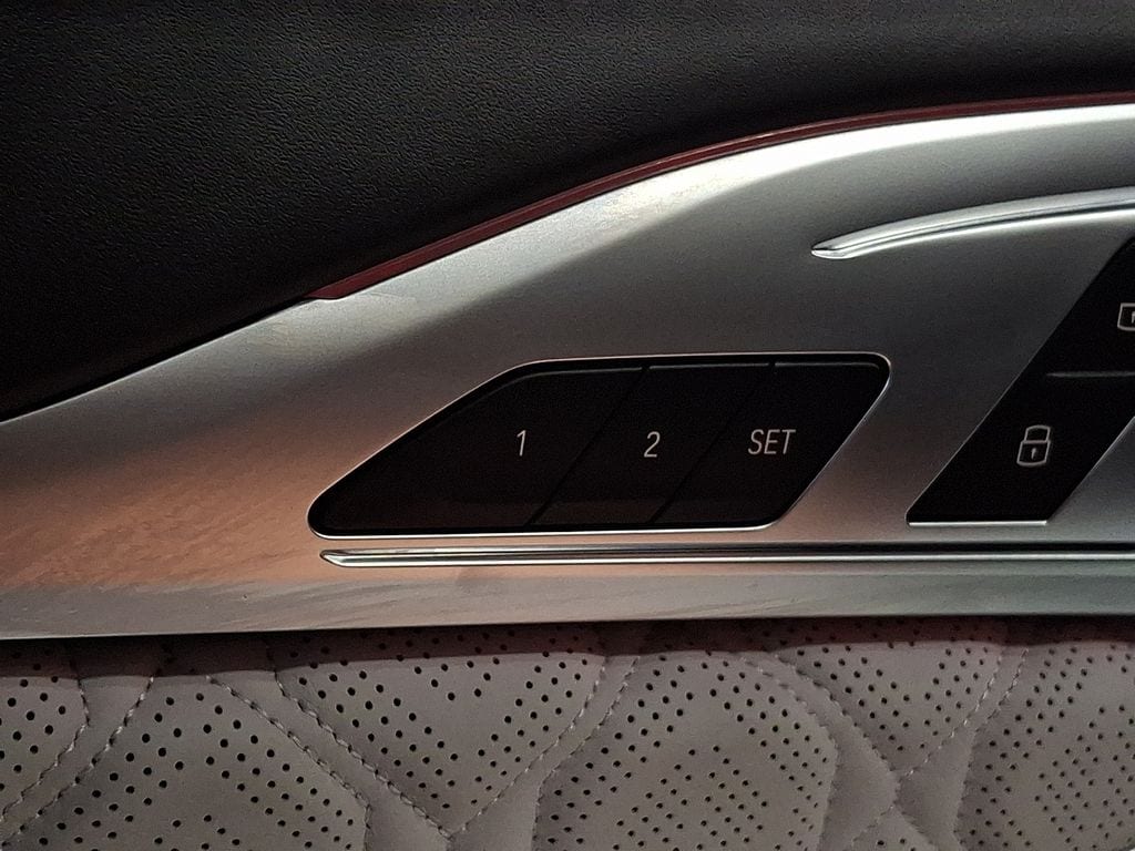 Thumbnail: 2020 BMW M8 - 29