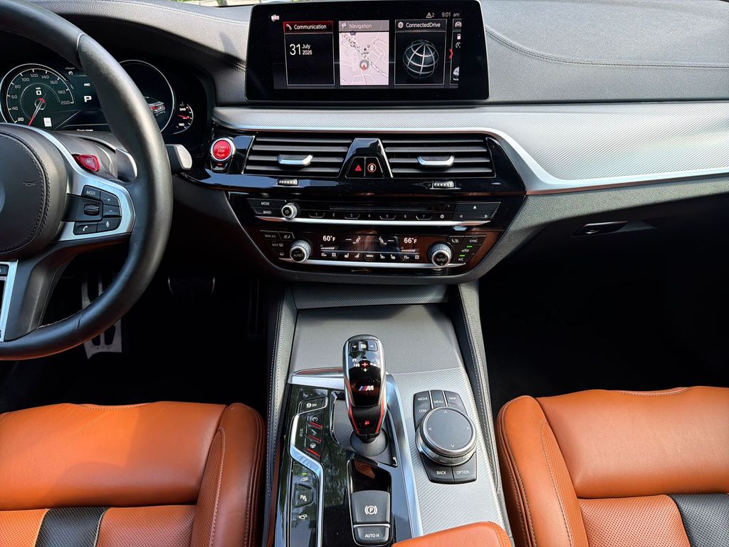 Thumbnail: 2019 BMW M5 - 15