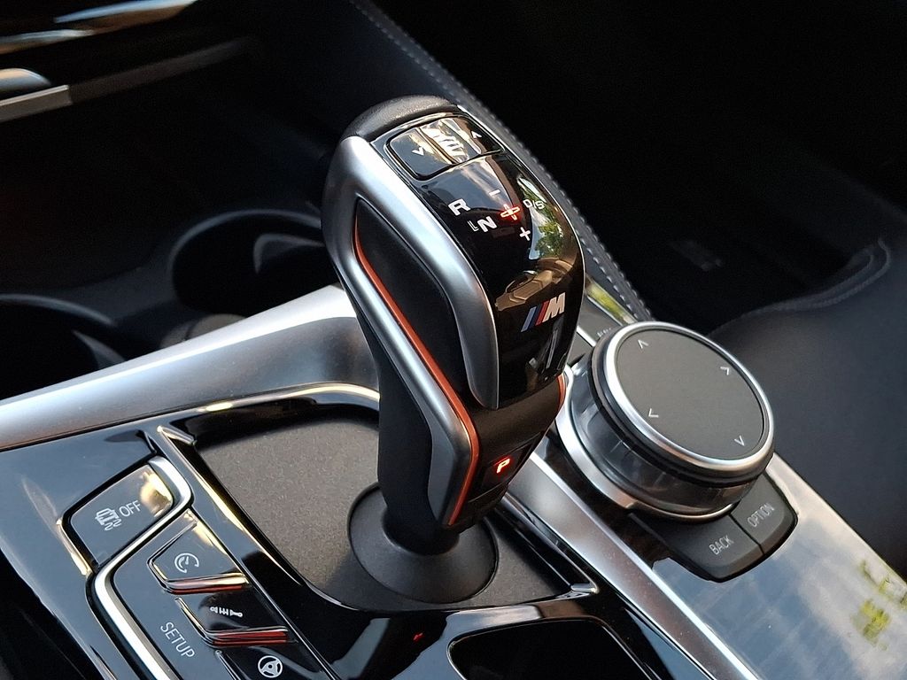 Thumbnail: 2019 BMW M5 - 12