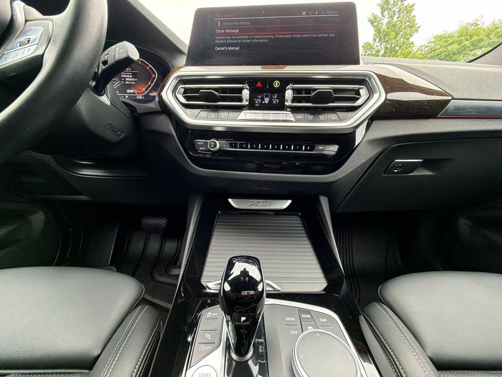 Thumbnail: 2023 BMW X3 - 13