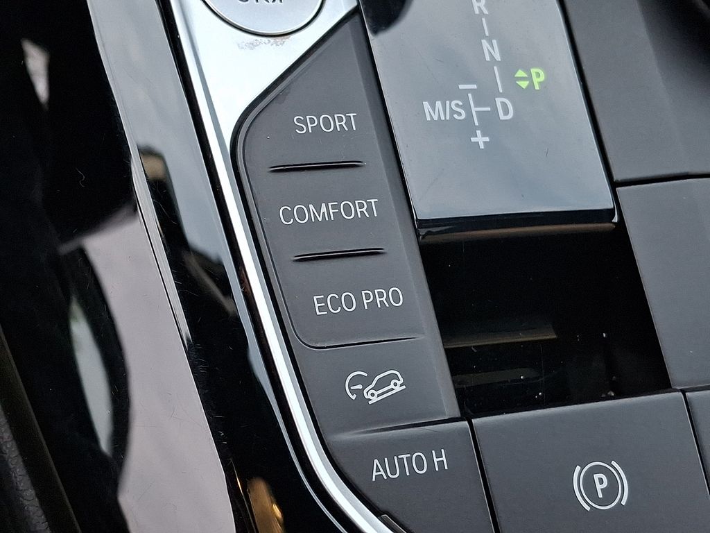 Thumbnail: 2023 BMW X3 - 24