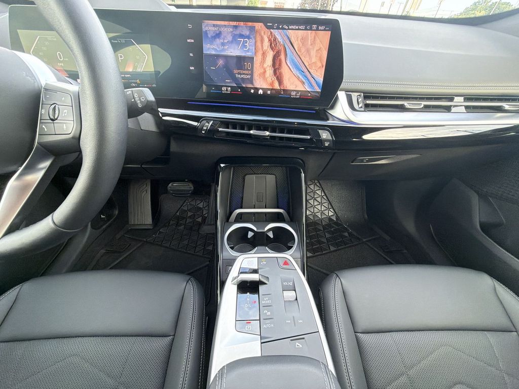 Thumbnail: 2026 BMW X1 - 14