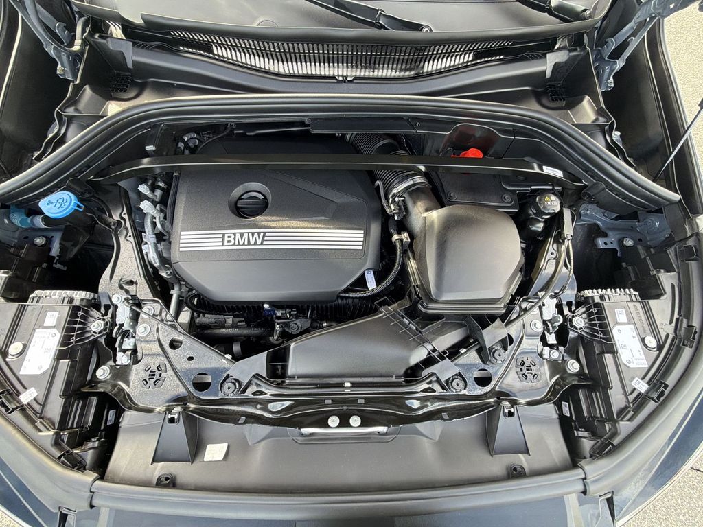 Thumbnail: 2026 BMW X1 - 9