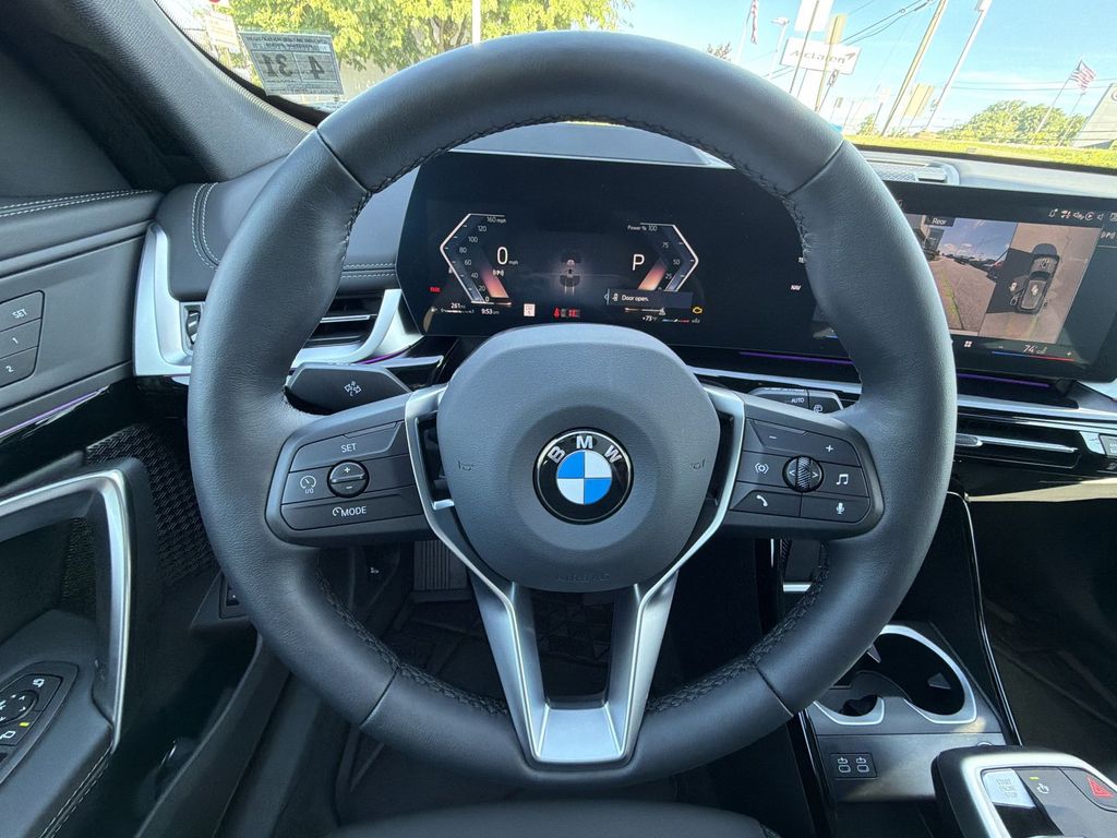 Thumbnail: 2026 BMW X1 - 10