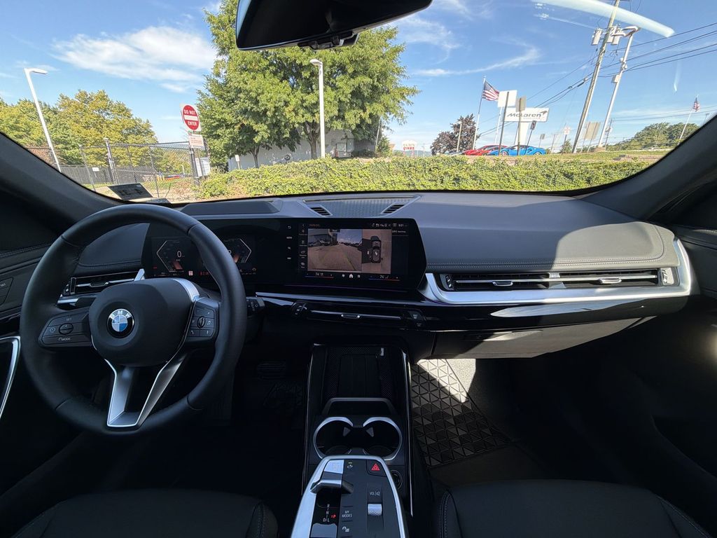 Thumbnail: 2026 BMW X1 - 2