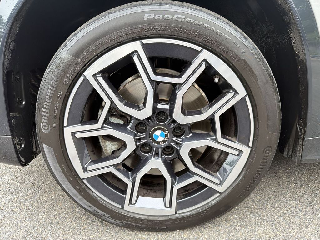 Thumbnail: 2023 BMW X1 - 8