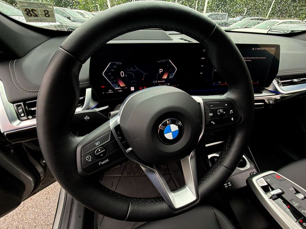 Thumbnail: 2023 BMW X1 - 10