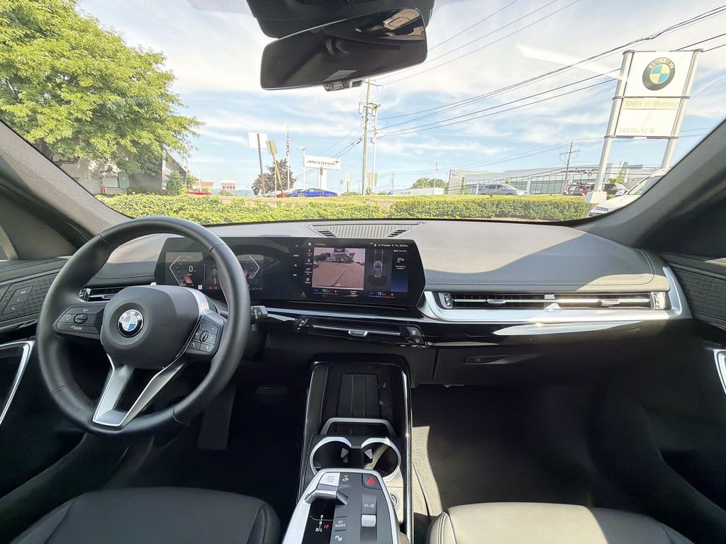 Thumbnail: 2023 BMW X1 - 2