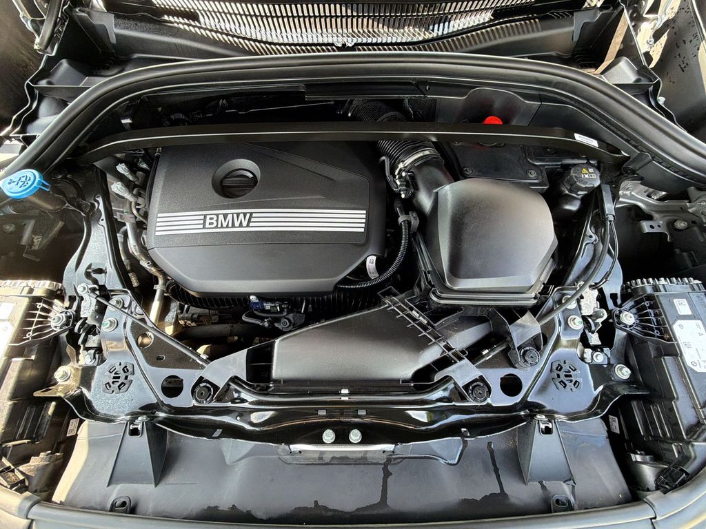Thumbnail: 2023 BMW X1 - 8