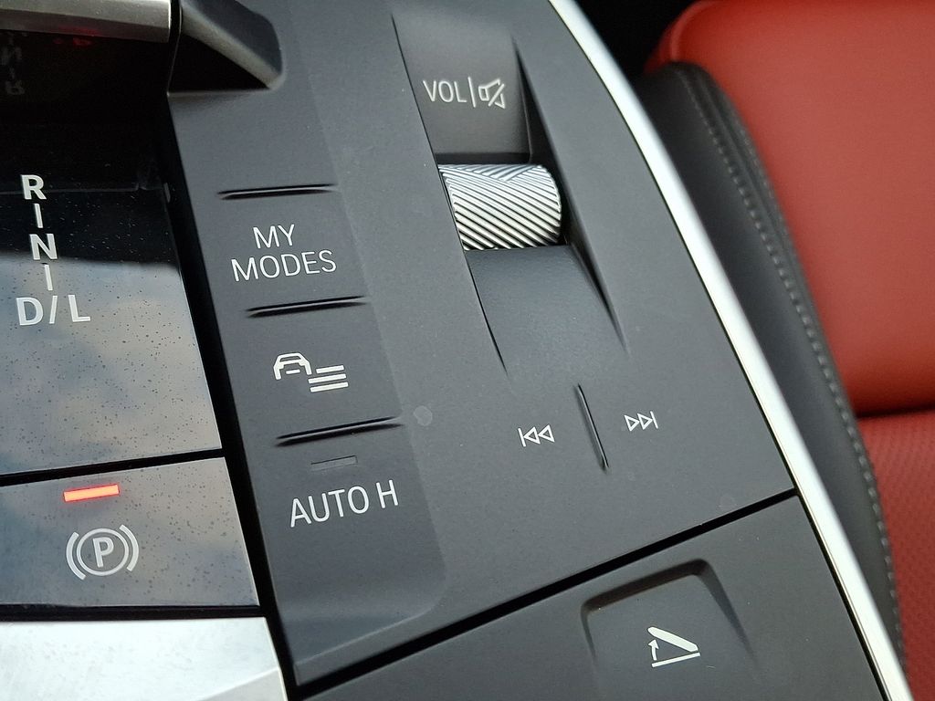 Thumbnail: 2024 BMW X1 - 20