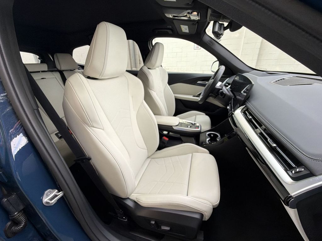 Thumbnail: 2026 BMW X1 - 12