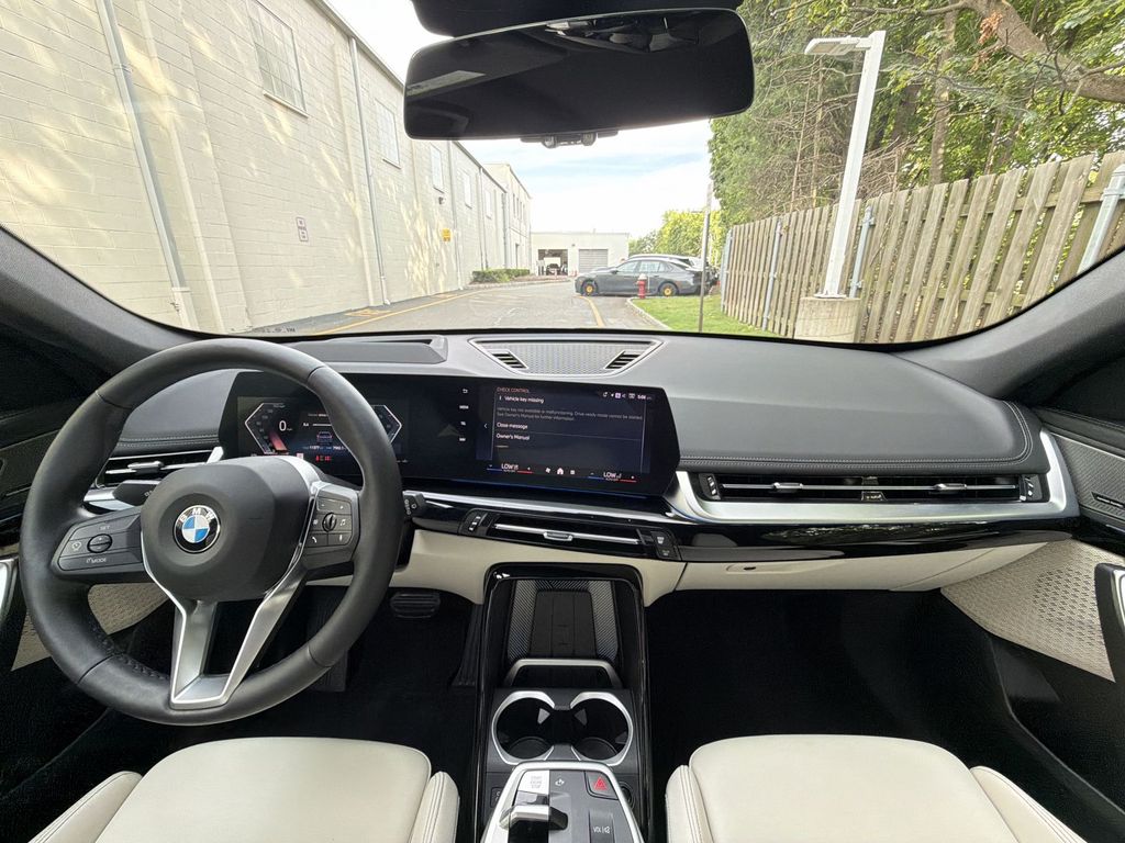 Thumbnail: 2026 BMW X1 - 2
