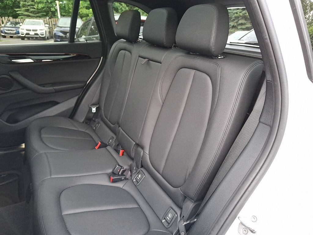 Thumbnail: 2019 BMW X1 - 8