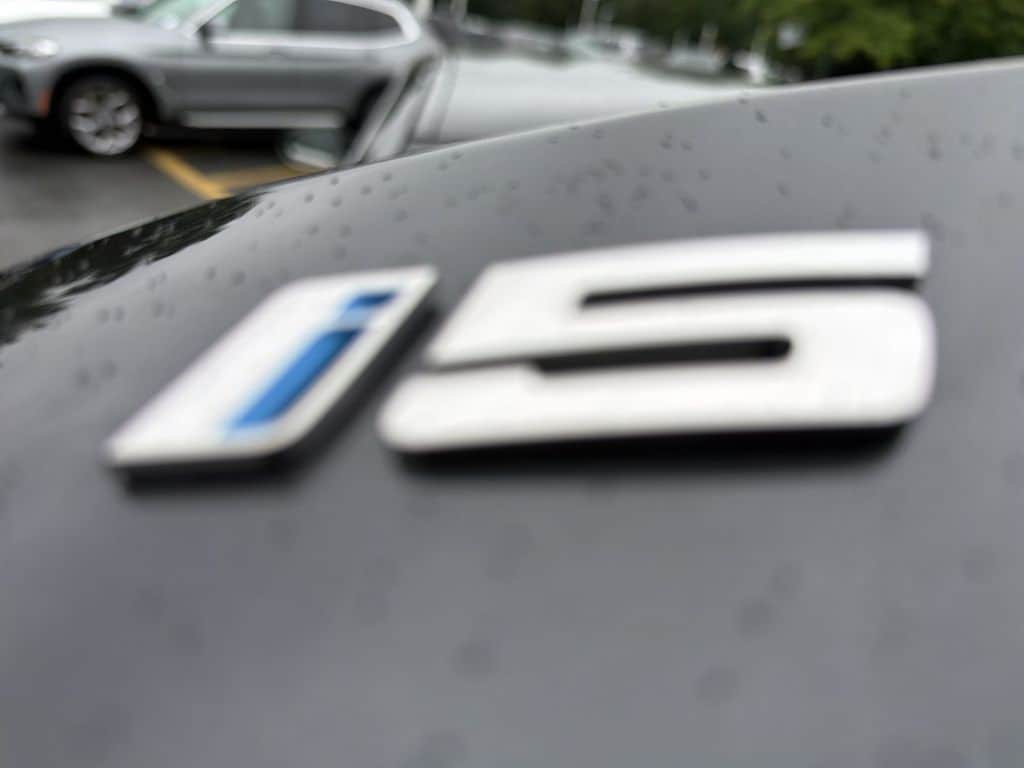 Thumbnail: 2026 BMW i5 - 25