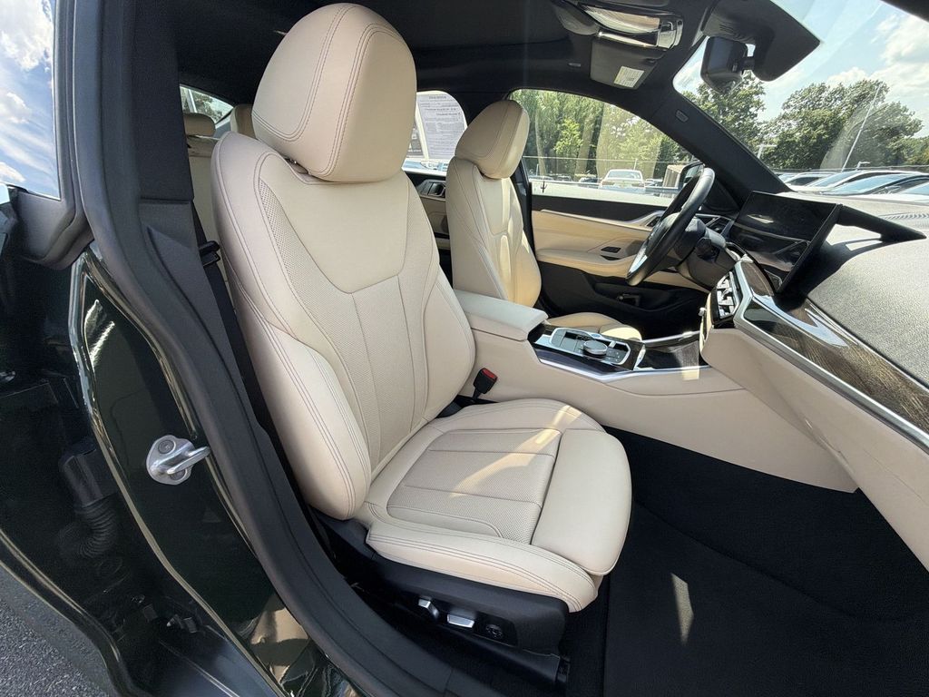 Thumbnail: 2024 BMW i4 - 28