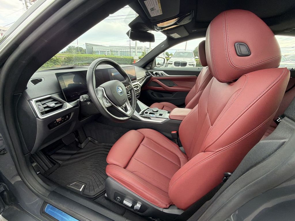 Thumbnail: 2024 BMW i4 - 24