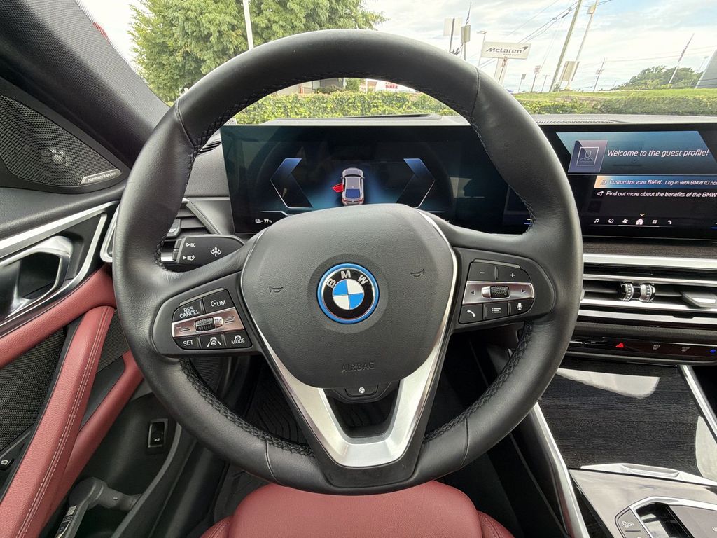 Thumbnail: 2024 BMW i4 - 10