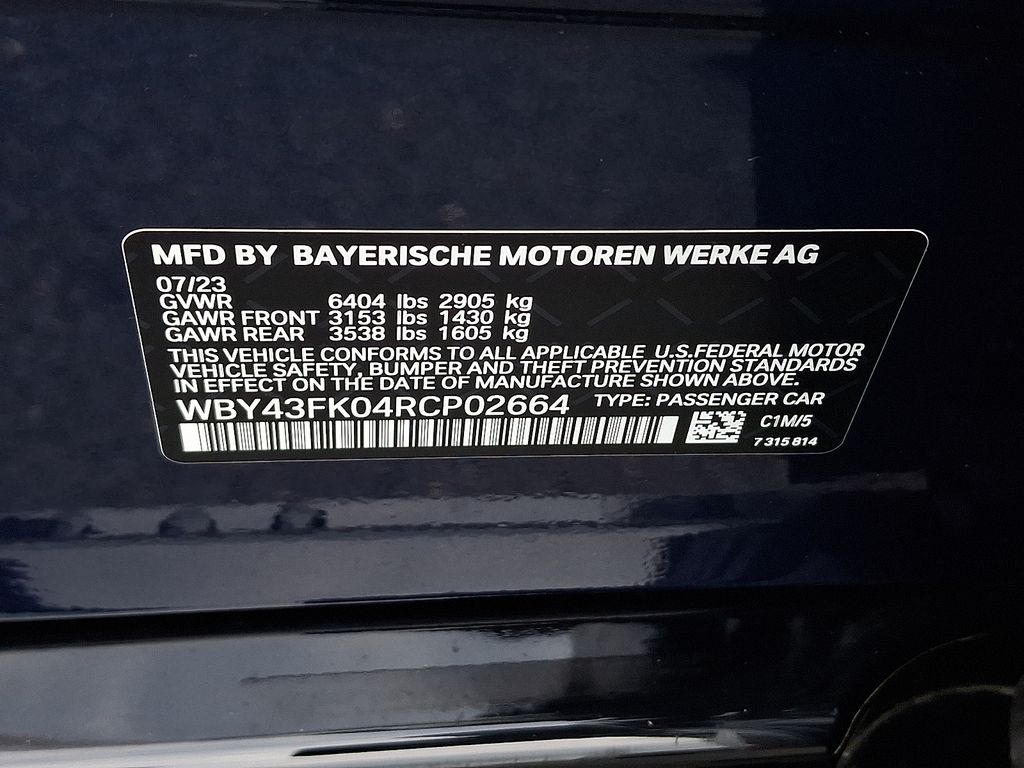 2024 BMW i5 M60 13