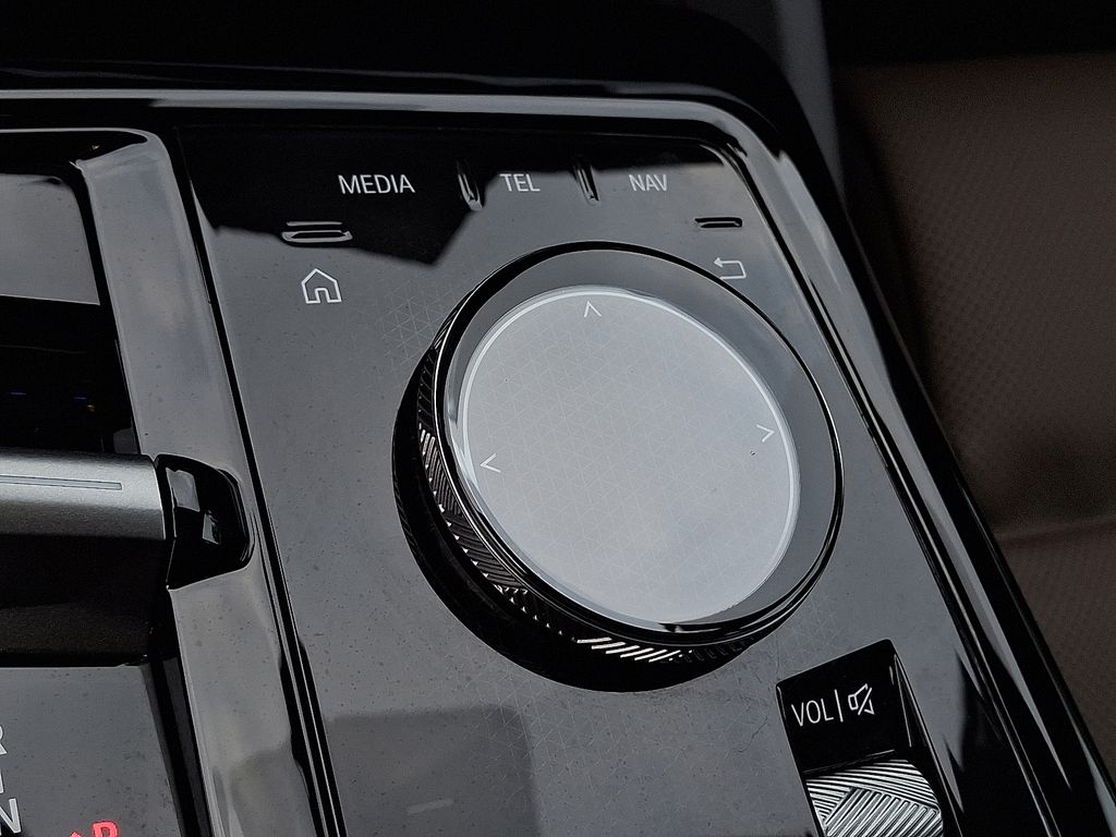 2024 BMW i5 M60 25