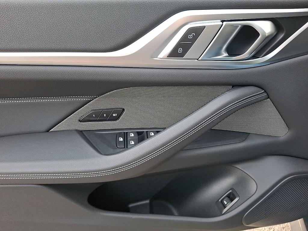 Thumbnail: 2025 BMW i4 - 15