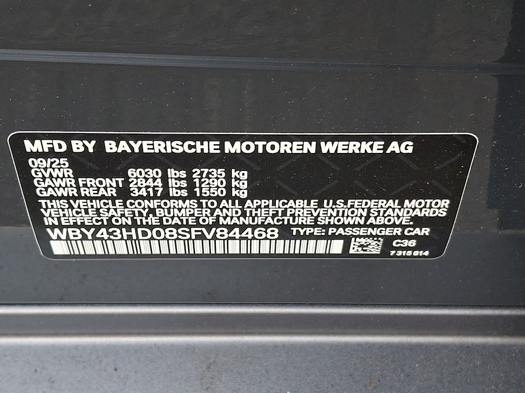 Thumbnail: 2025 BMW i4 - 12