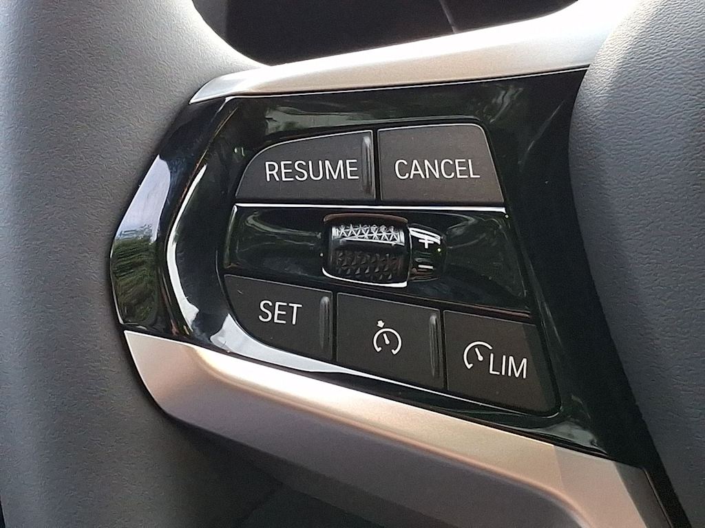 Thumbnail: 2025 BMW i4 - 20