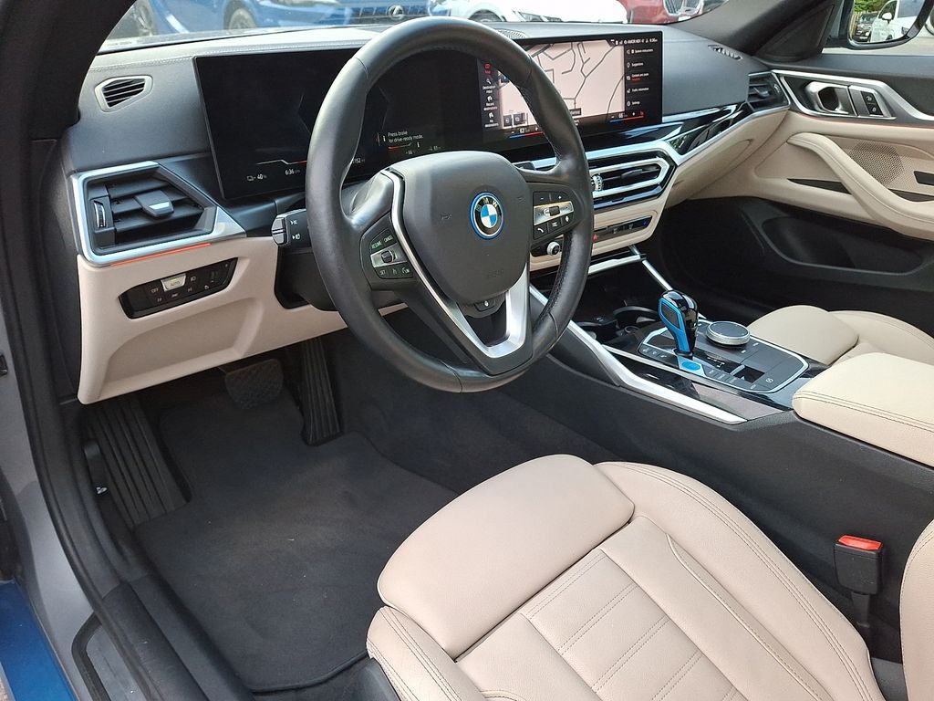 Thumbnail: 2023 BMW i4 - 2