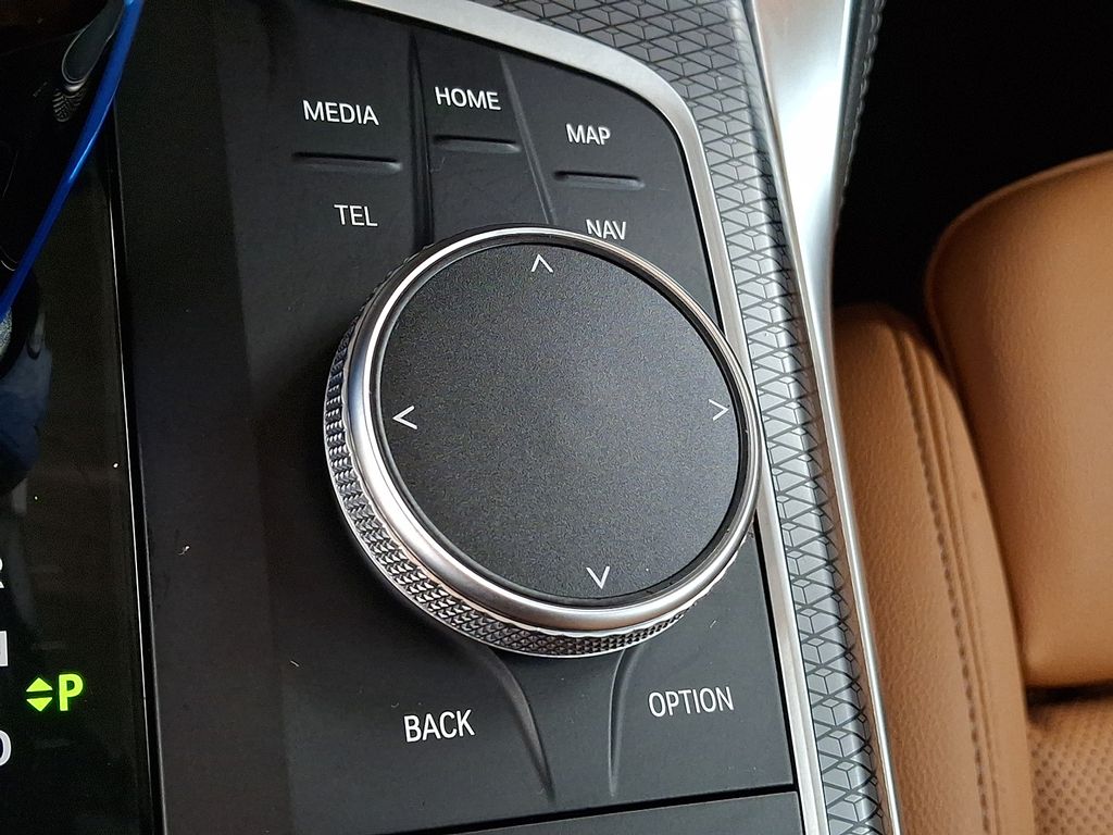 Thumbnail: 2023 BMW i4 - 25