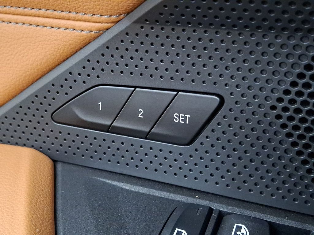 Thumbnail: 2023 BMW i4 - 27