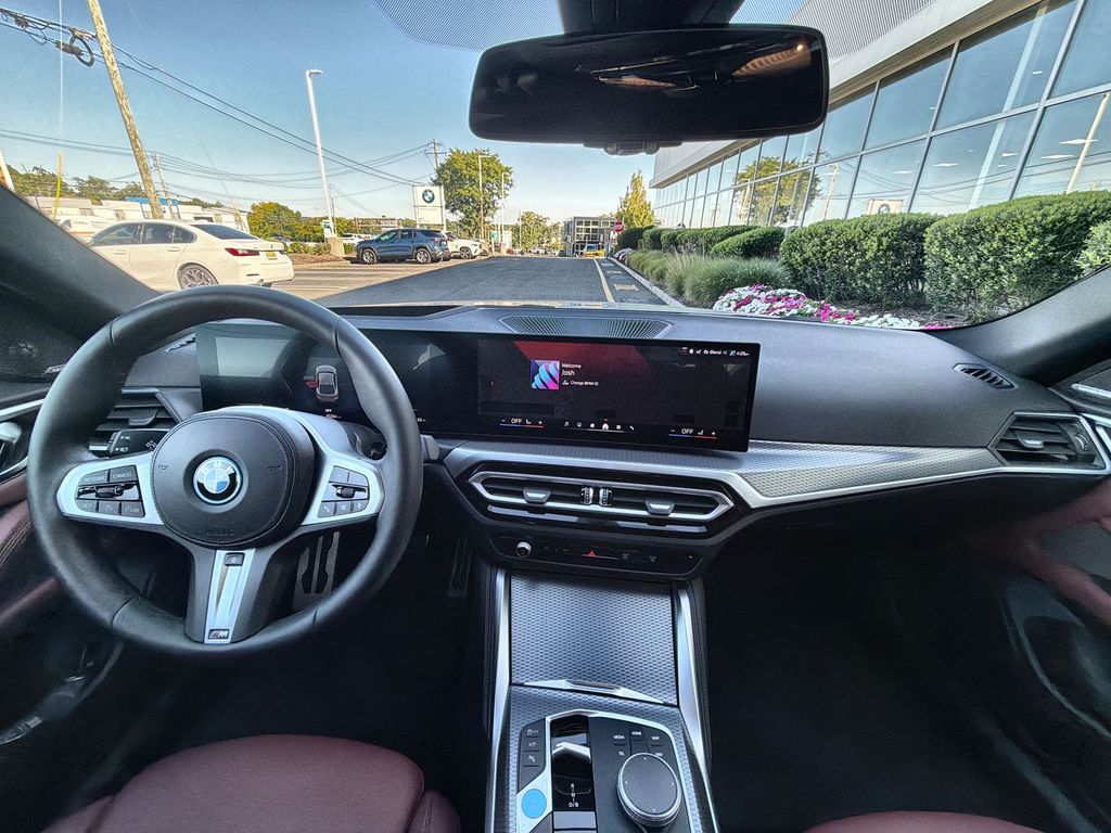Thumbnail: 2024 BMW i4 - 2