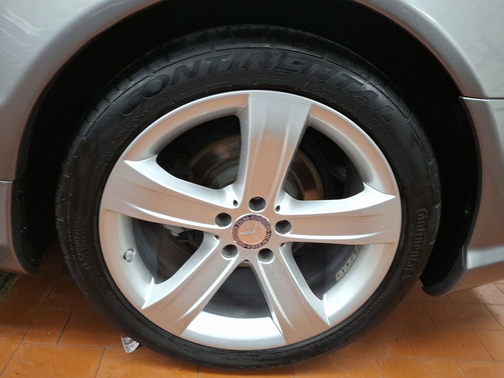 2009 Mercedes-Benz SL-Class SL 550 7