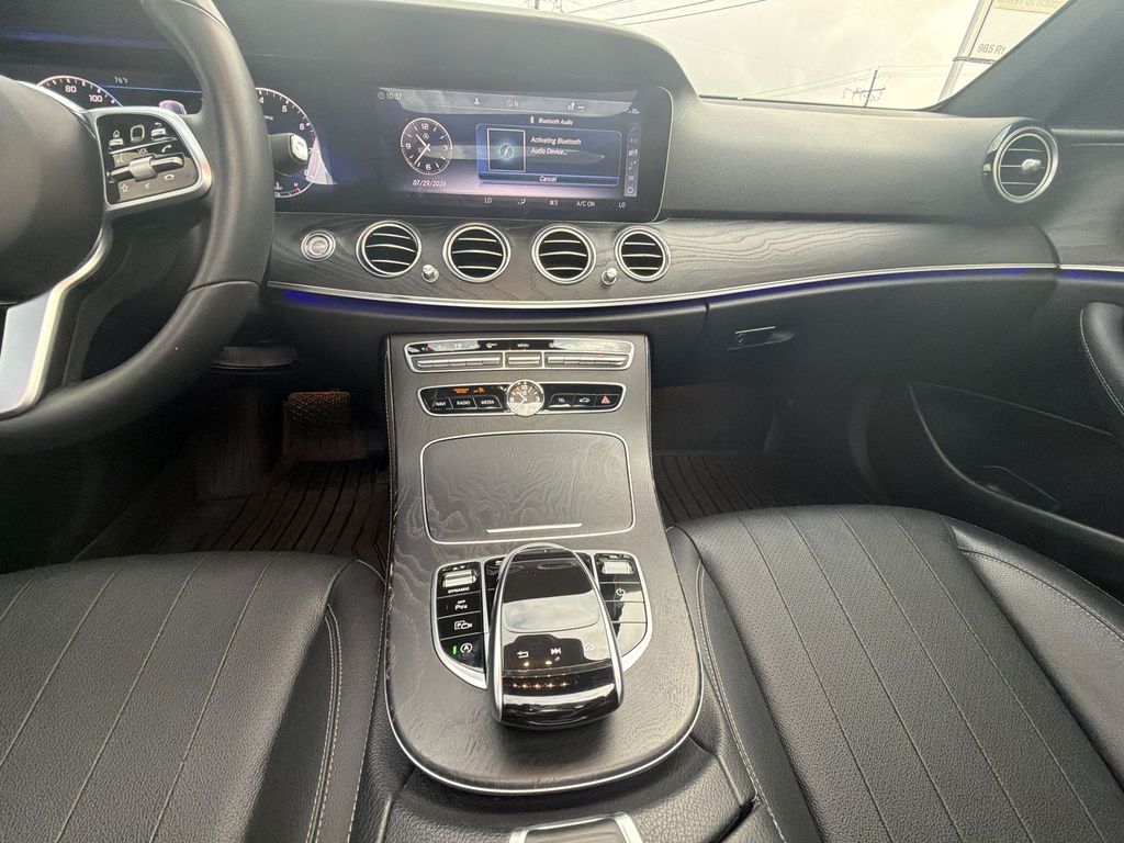 Thumbnail: 2019 Mercedes-Benz E-Class - 14