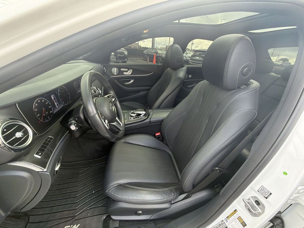Thumbnail: 2019 Mercedes-Benz E-Class - 11