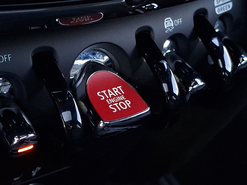 Thumbnail: 2023 MINI Cooper Countryman - 23