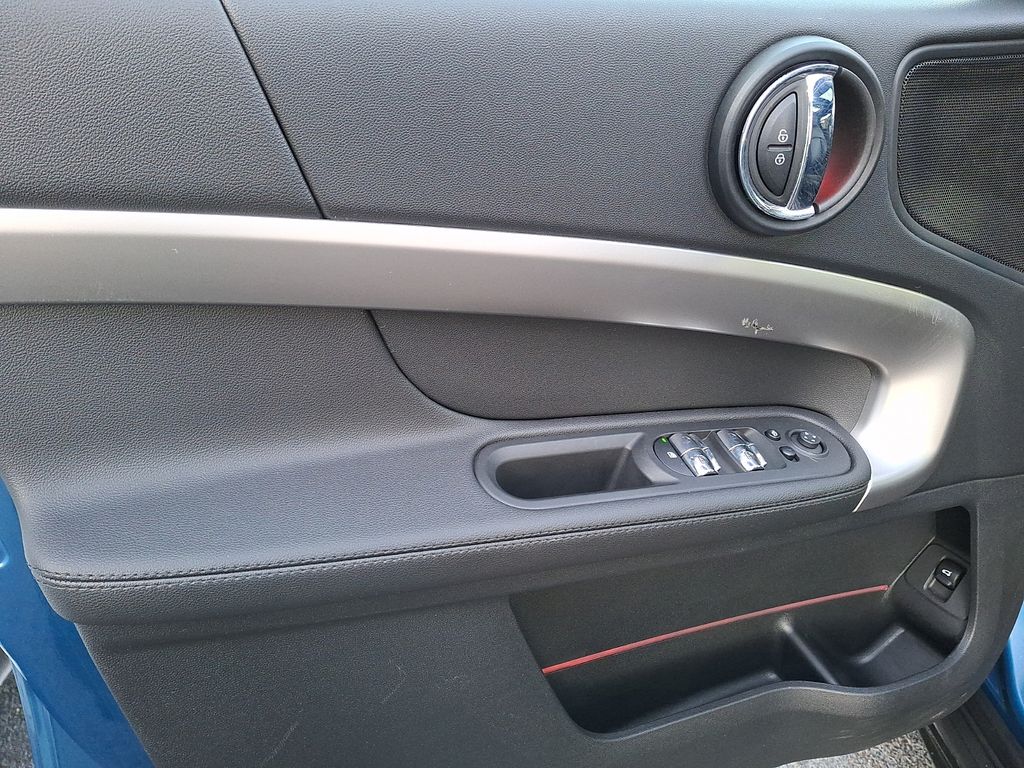 Thumbnail: 2023 MINI Cooper Countryman - 16