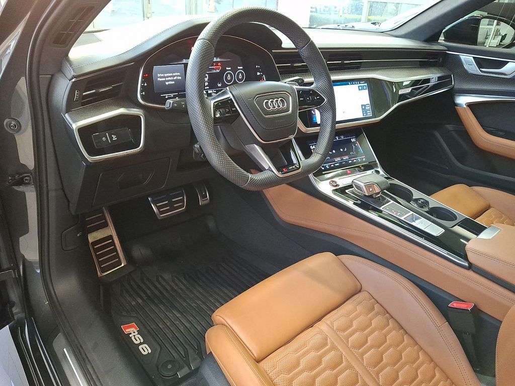Thumbnail: 2025 Audi RS 6 - 2