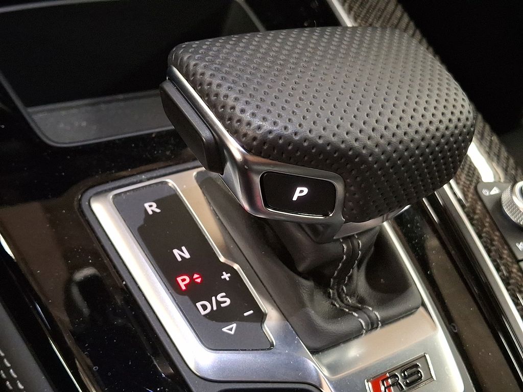 Thumbnail: 2024 Audi RS 5 - 10