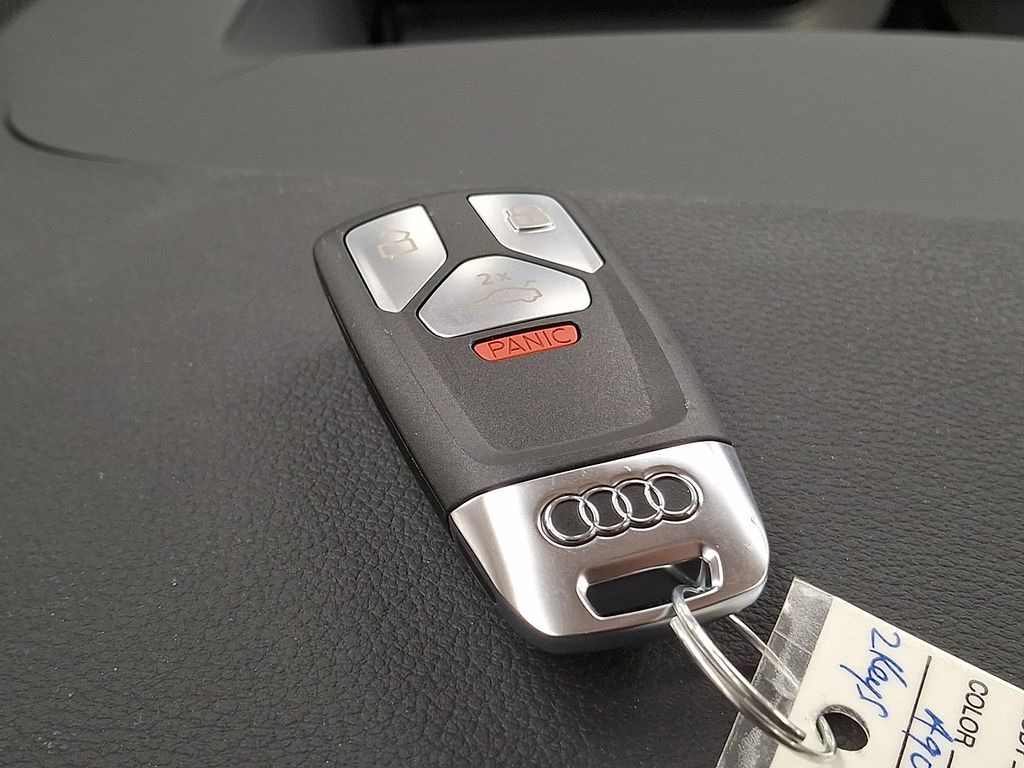 Thumbnail: 2024 Audi RS 5 - 13